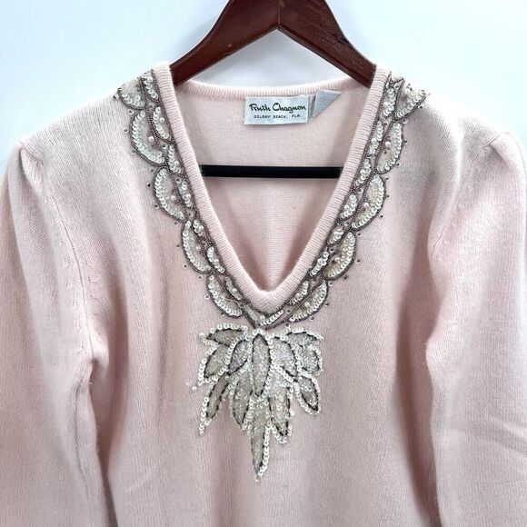 Vintage Ruth Chagnon Pink Lambswool Angora V-Neck Sweater - Picture 2 of 9